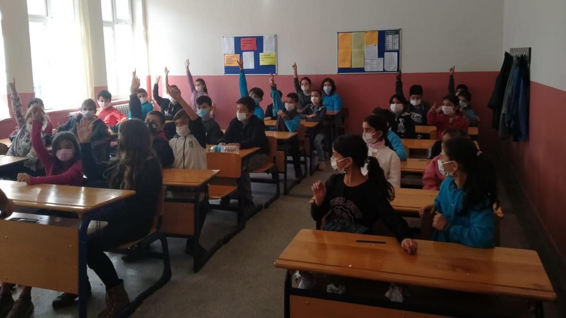 Alaçam Atatürk Ortaokulunda Rehberlik Çalışmalarımız