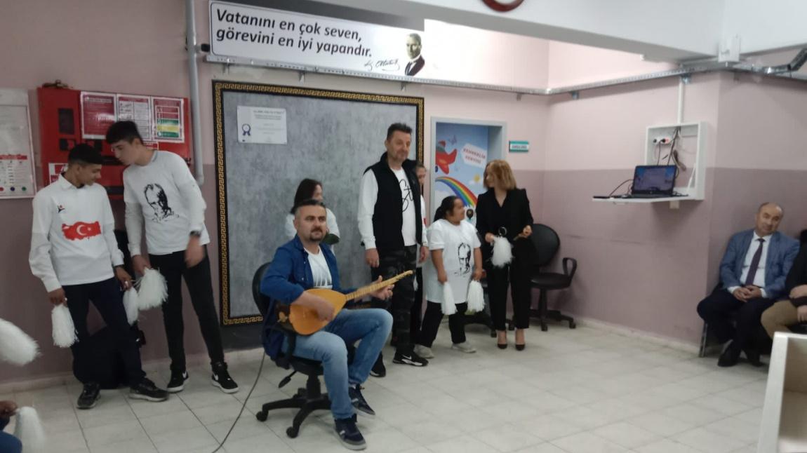 Engelliler Haftası Kapsamında Bafra Osmanbeyli Mustafa Pilan Özel Eğitim Uygulama Okulu Etkinliklerine Katıldık
